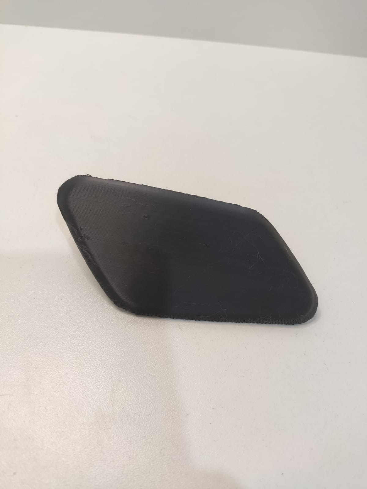 Tampa Esguicho Limpador Farol Direito Mitsubis Outlander 2016 2017 2019 8264A312 Moldura Acabamento Passageiro parachoq