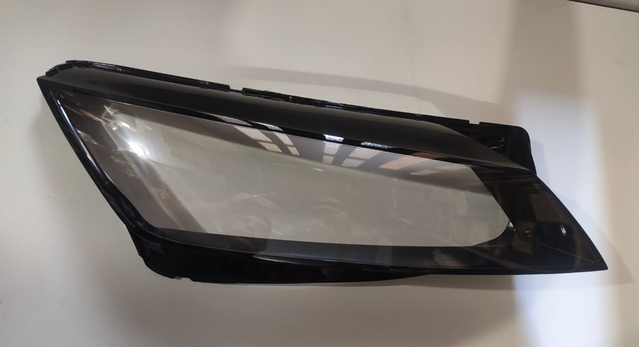 Lente do Farol Dianteiro Direito Aud TT 2015 2016 2017 2018 2019 2020 2021 Passageiro