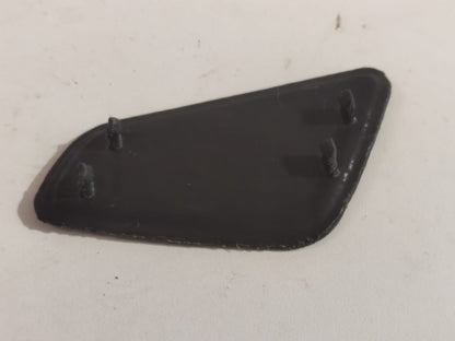 Tampa Esguicho Limpador Parachoque Dianteiro Farol Direito Aud A1 2011 2012 2013 2014 2015 8x0955276