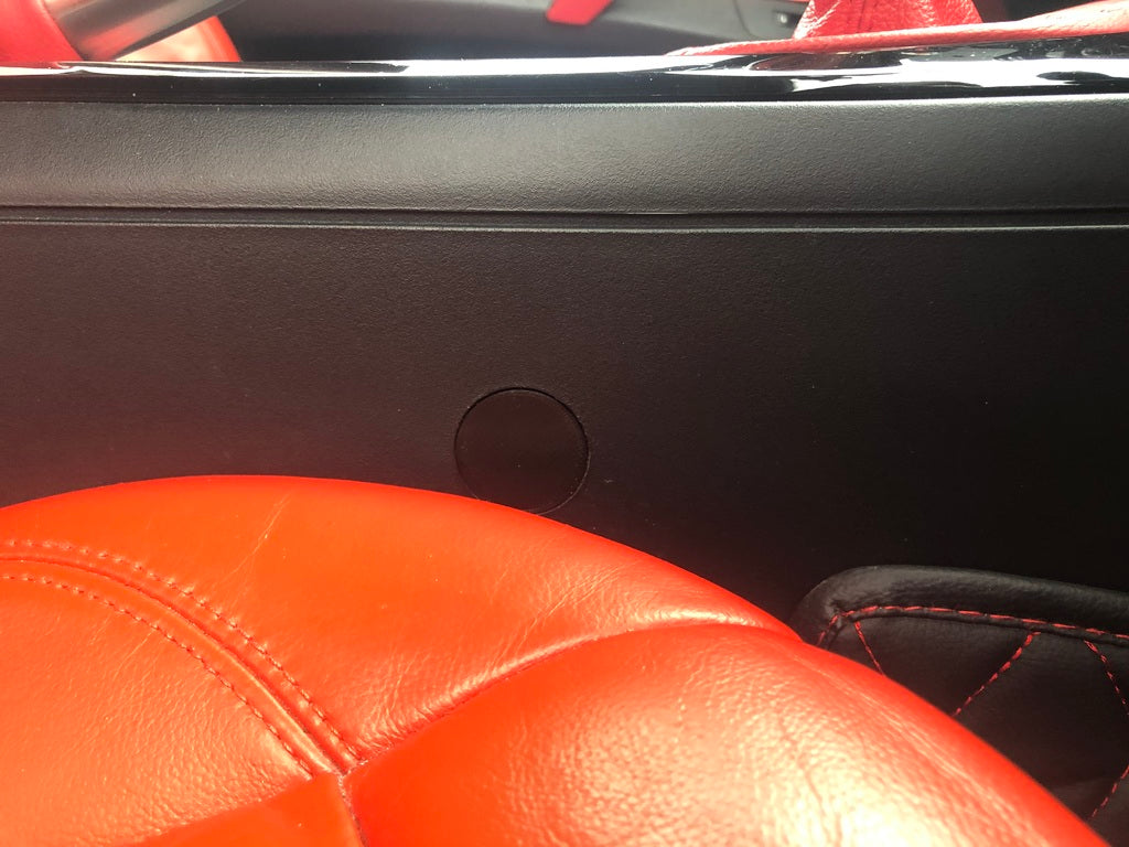 Tampa Capinha Acabamento Console  Lateral Bmw Z4 2009 2010 2011 2012 2013 2014 2015 2016 Modulo