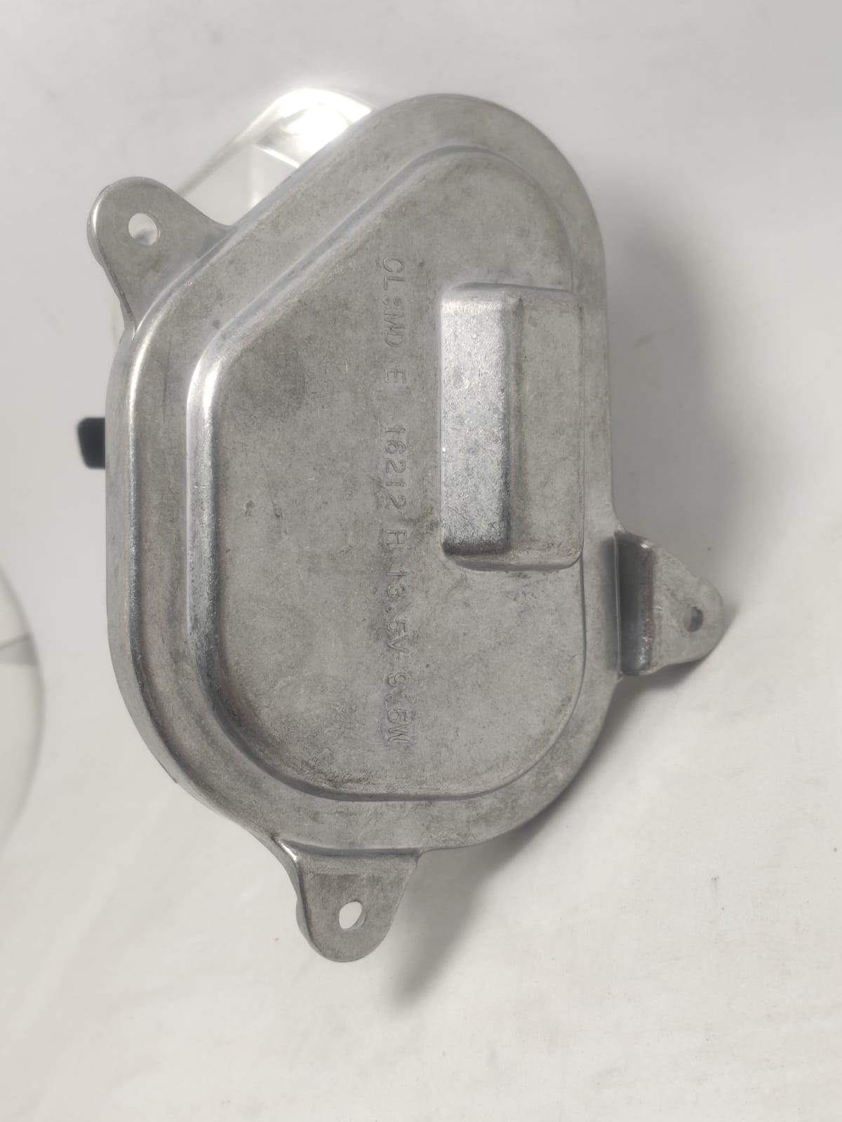 Modulo Reator Farol Direito Led Angel Eyes Bm 116i 118i 120i 125i 130i 135i 2015 2016 2017 2018 2019 63117466510 B01205