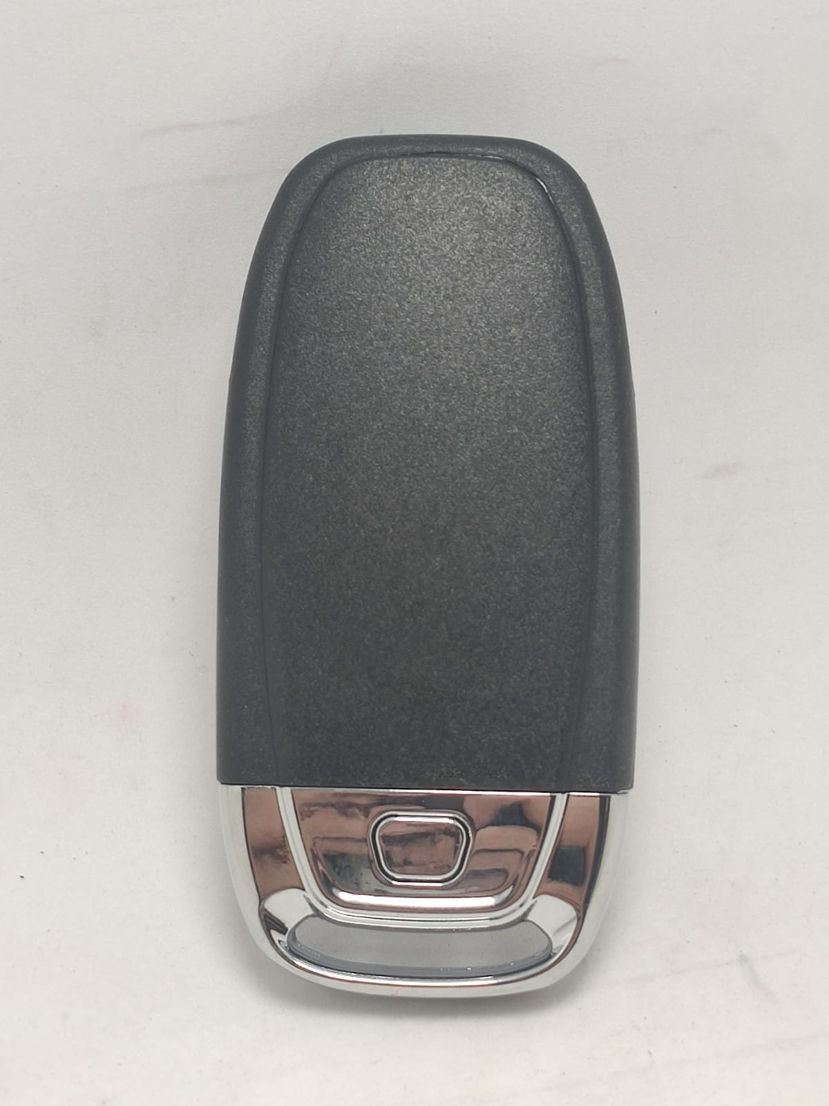 Chave de Ignição Aud A1 A3 A4 A5 A6 A7 Rs4 Rs5 Q3 Q5 Q7 S4 S5 S6 2009 2010 2011 2012 2013 2014 2015 2016 433 mhz Compl