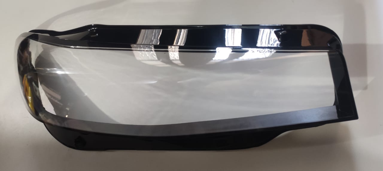 Lente do Farol Dianteiro Direito Bm 320i 325i 328i 330i 2021 2022 2023 Passageiro